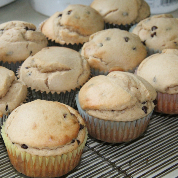 Yummy Peanut Butter Chocolate Chip Muffins