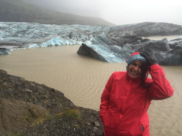 rease-rainy-day-with-glaciers-in-iceland